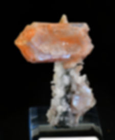 Stilbite on Quartz