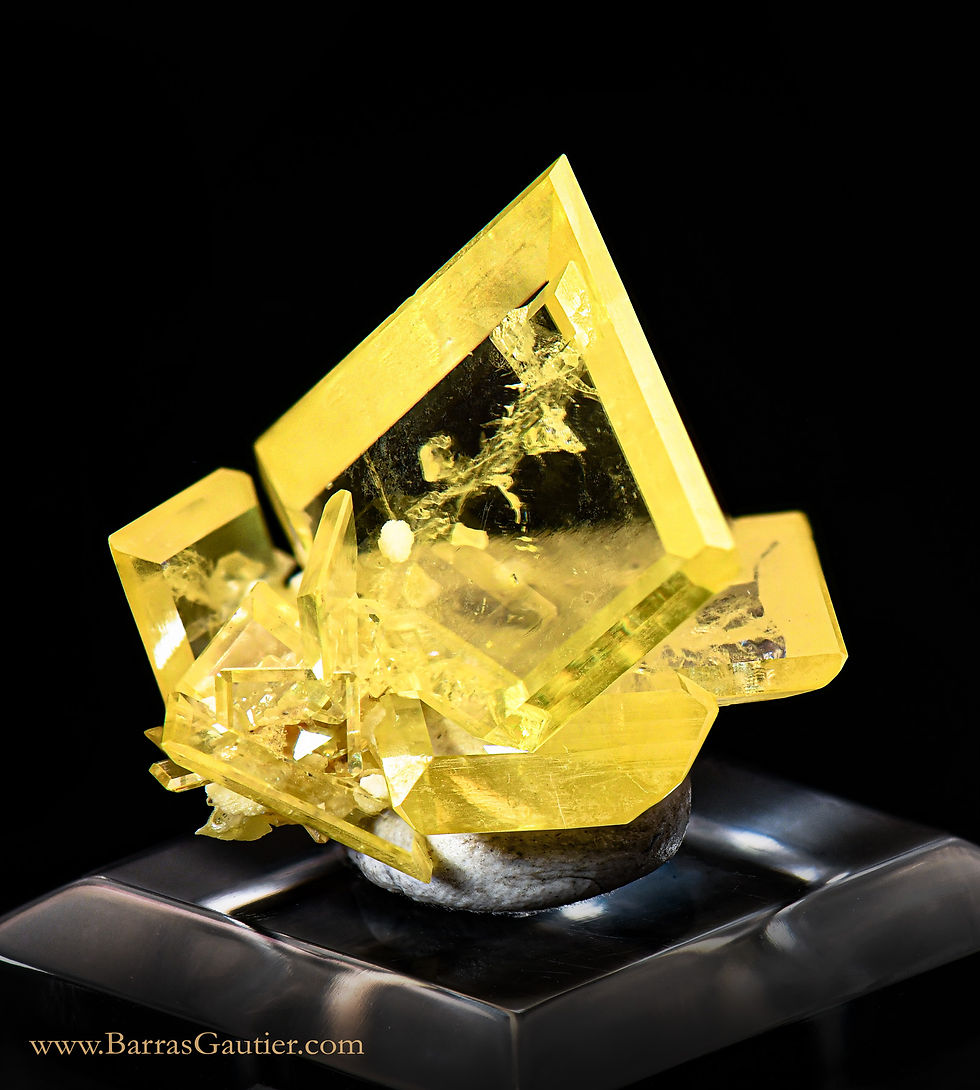 Thumbnail: Wulfenite