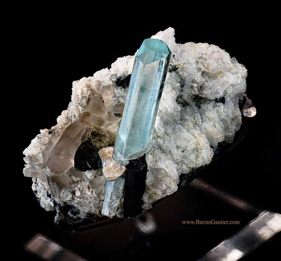 Thumbnail: Beryl Aquamarine - Quartz - Muscovite