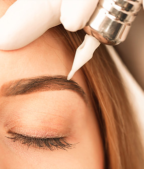 Eyebrows Makeup_edited.jpg