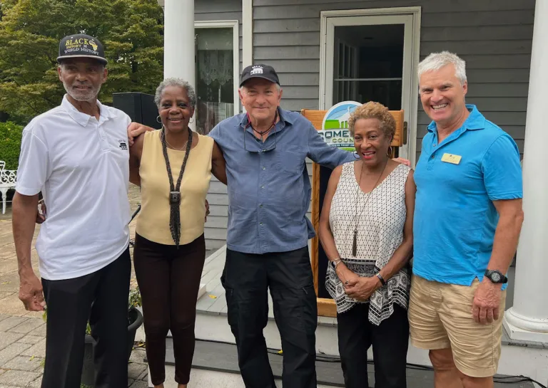 Photo-of-SSAAM-and-SC-reps-credit-Catherine-Fulmer-Hogan.webp