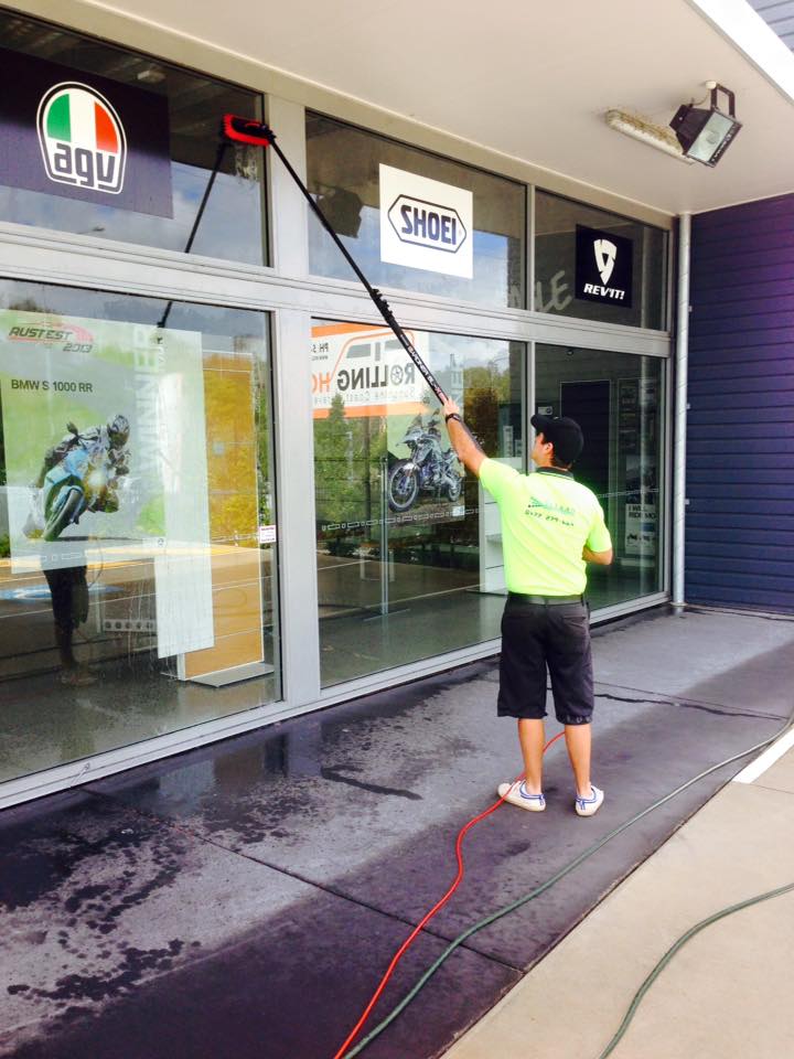 Commercial Pressure Cleaning iClean Pressure Washing Queensland