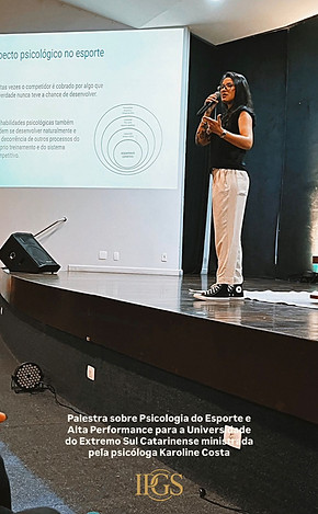karolinecosta.jpeg
