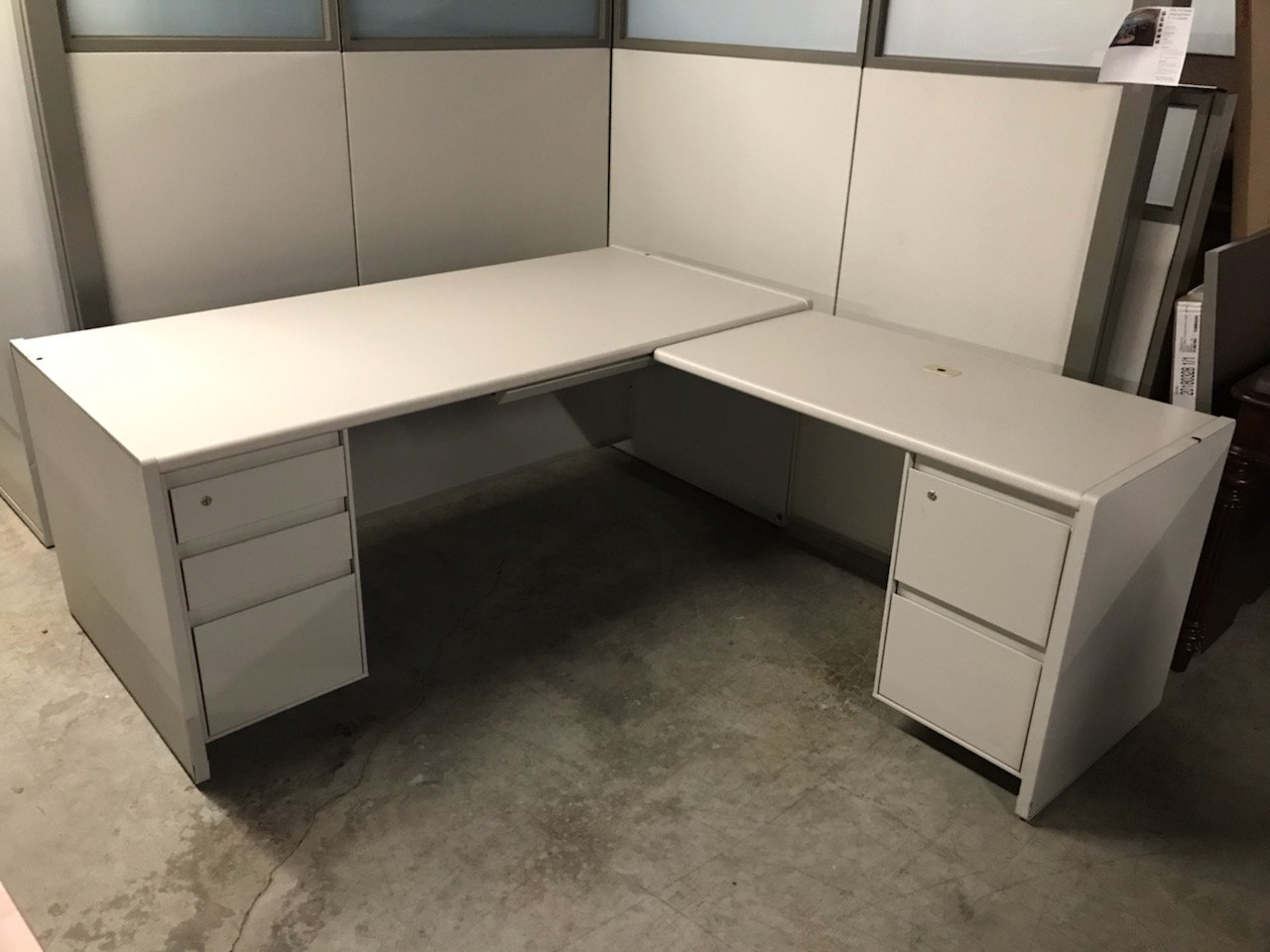 Used Steelcase 9000 Metal Desks LShaped Desks Discount Furniture
