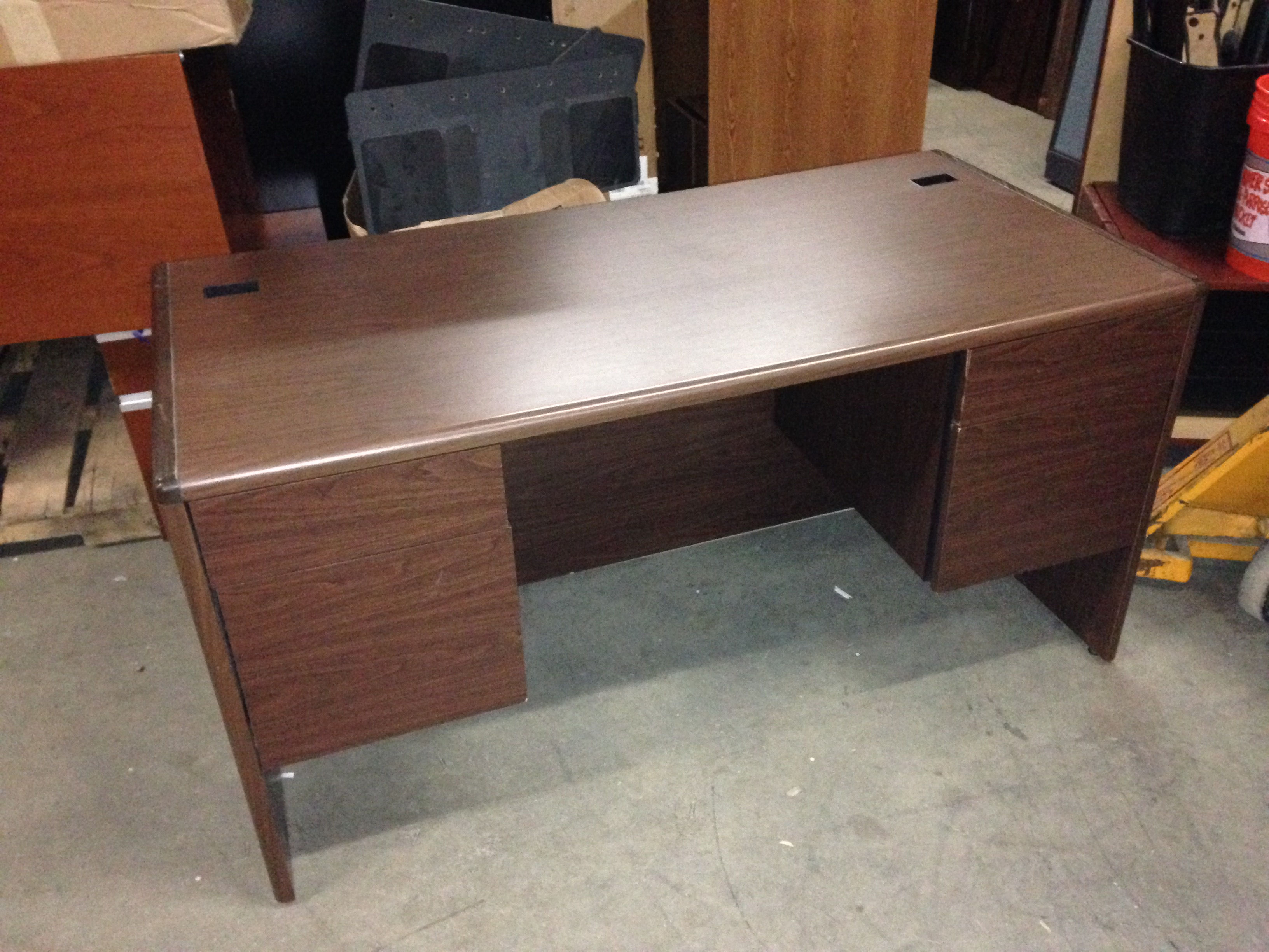 #191, Pre-Owned Hon Double Pedestal Desk