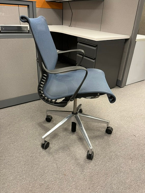 Thumbnail: #862, Pre-Owned Herman Setu Multipurpose Chair