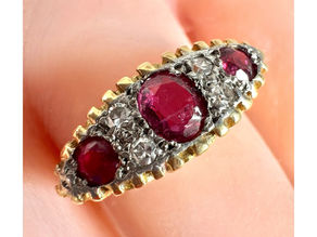 Save Big on Your Wedding Without Sacrificing Style: Choose Vintage Wedding Rings