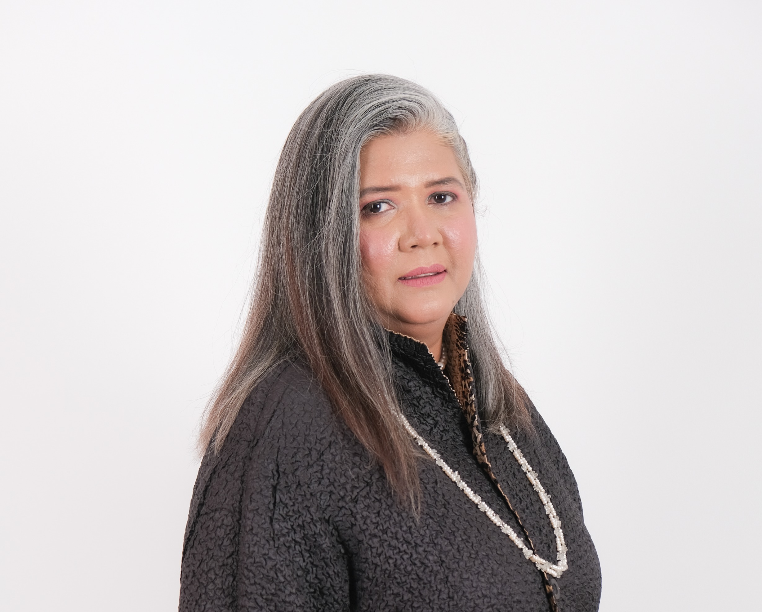 Writer: iris madeira