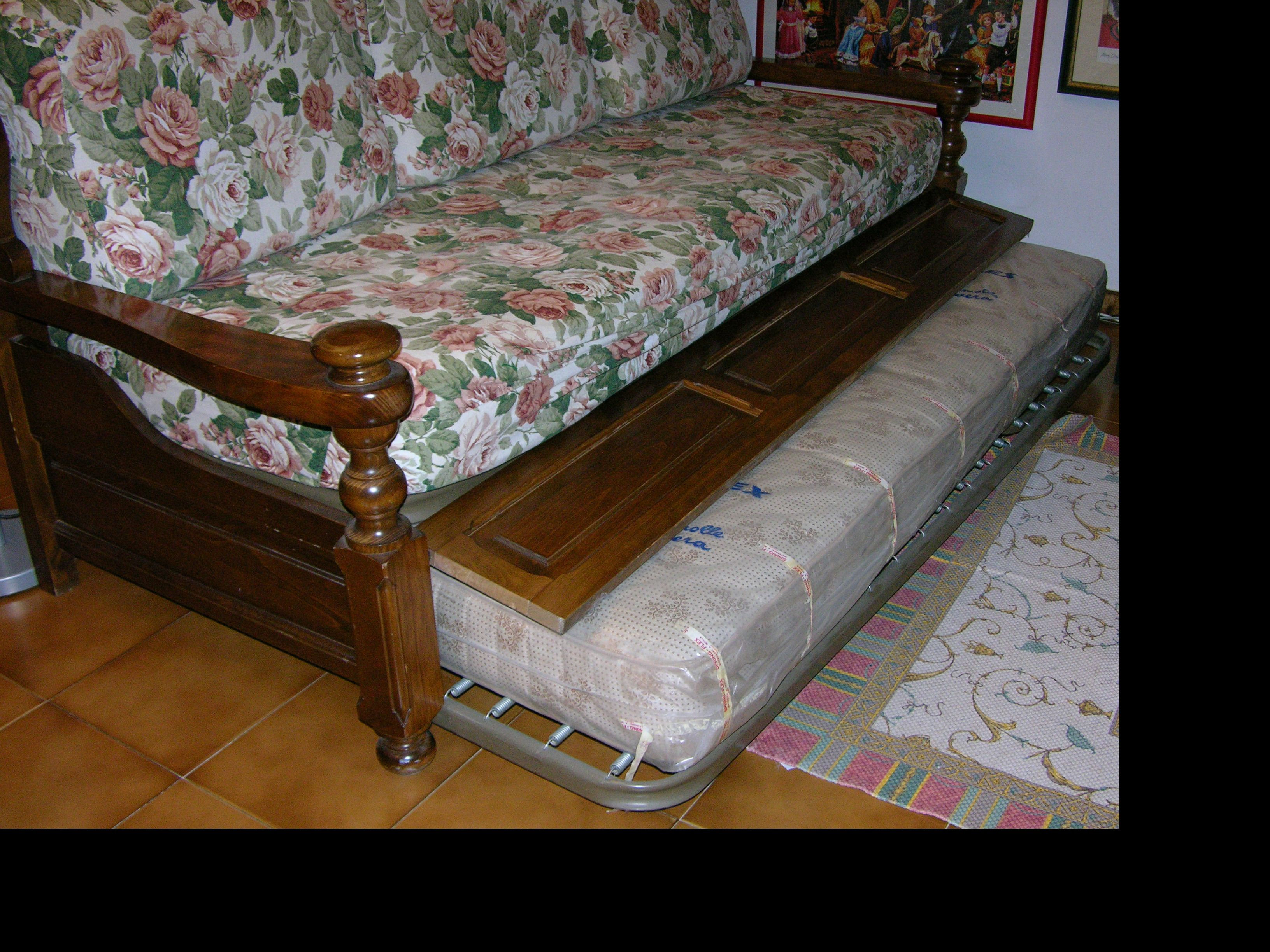 divano letto matrimoniale legno massello vintage curiosoffitta