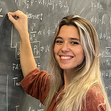 photo_virginia_quantum_girl_edited.jpg