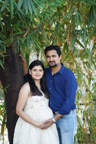 Couple maternity photography in Hyderabad