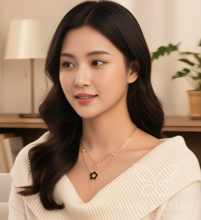 Anti tarnish gold black clover layered necklace product view