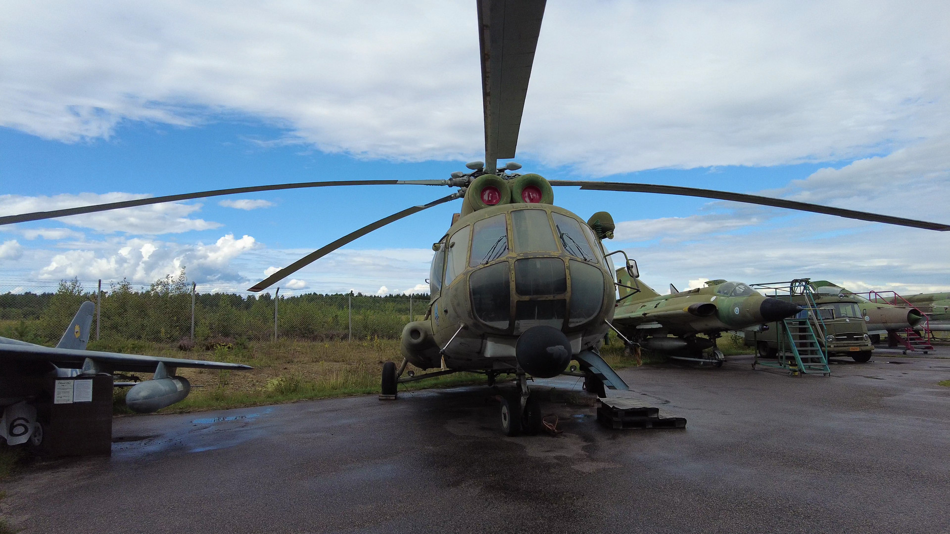 Mil Mi-8T Transporthubschrauber im Karjalan ilmailumuseo Lappeenranta