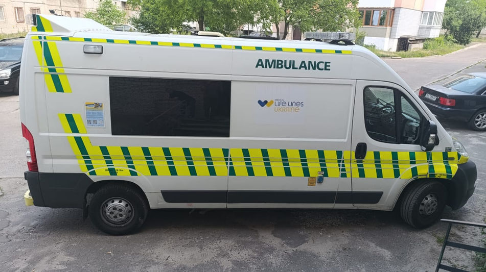 An ambulance arrives at a Ukrainian Hospital