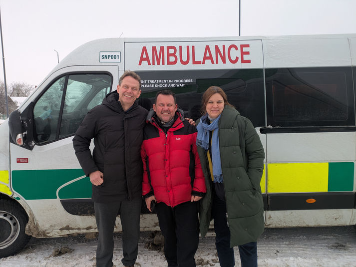 We take a quick coffee break after crossing the border