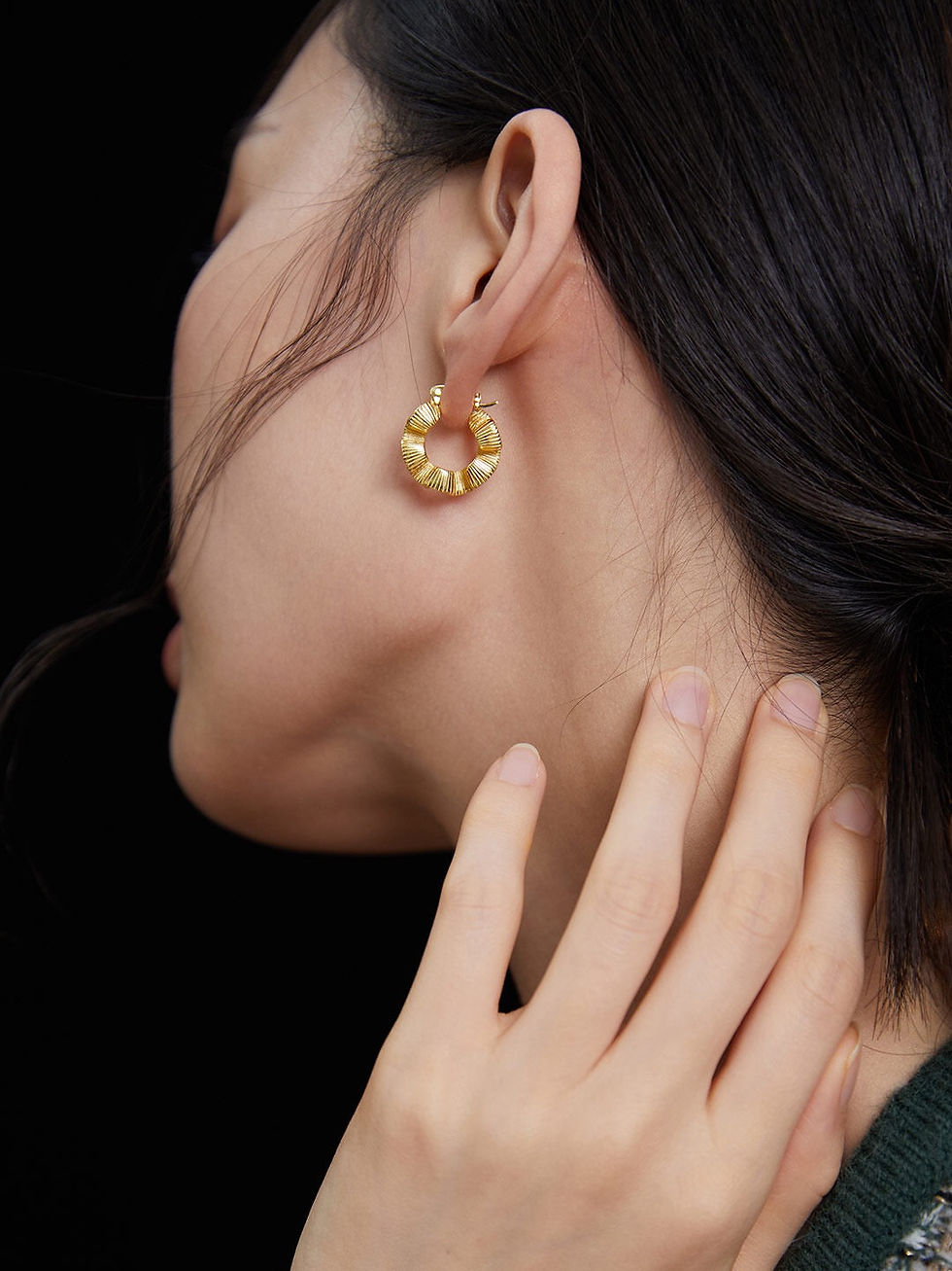 Miniatura: Silk Wreath Hoop Earrings