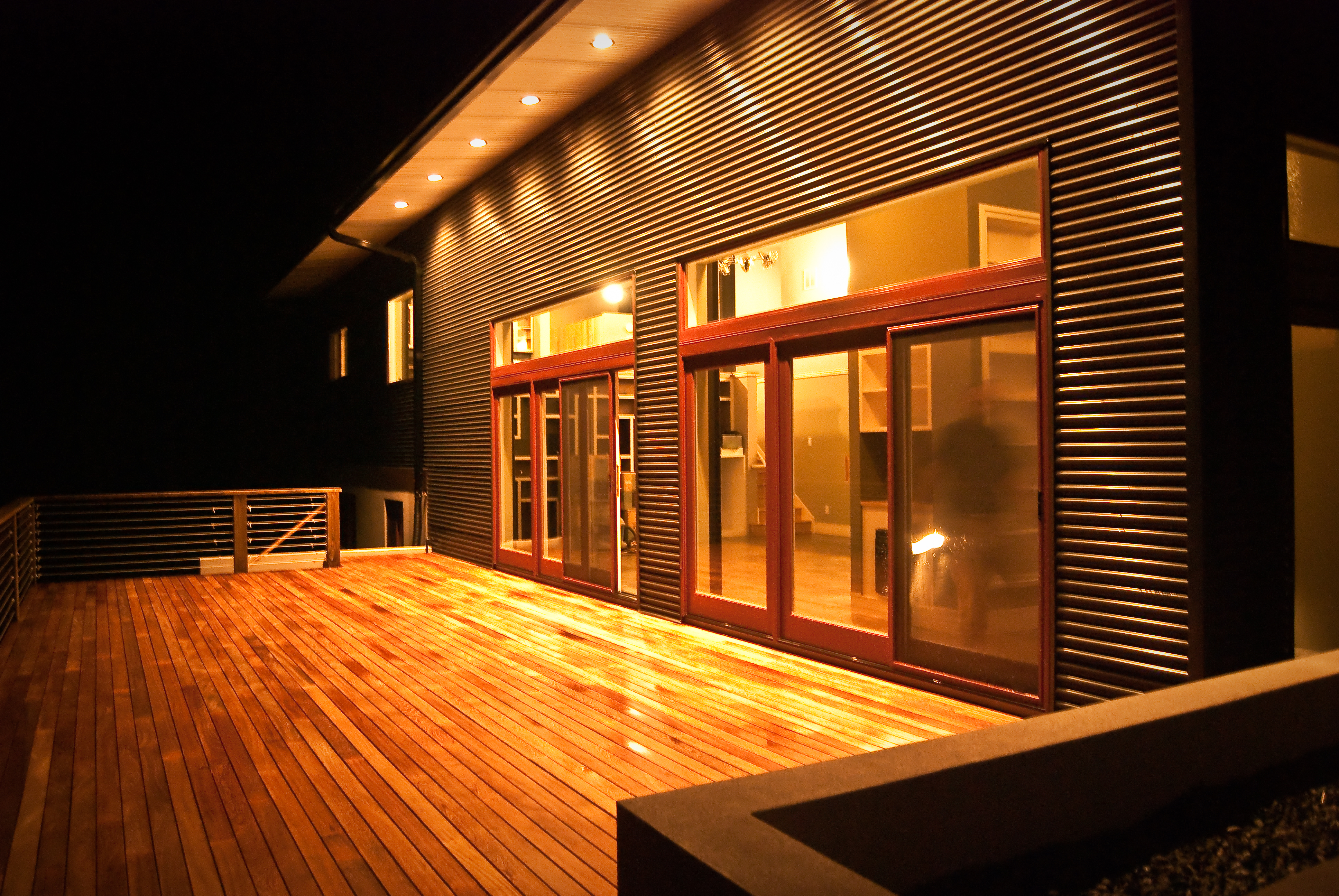reubennightporch