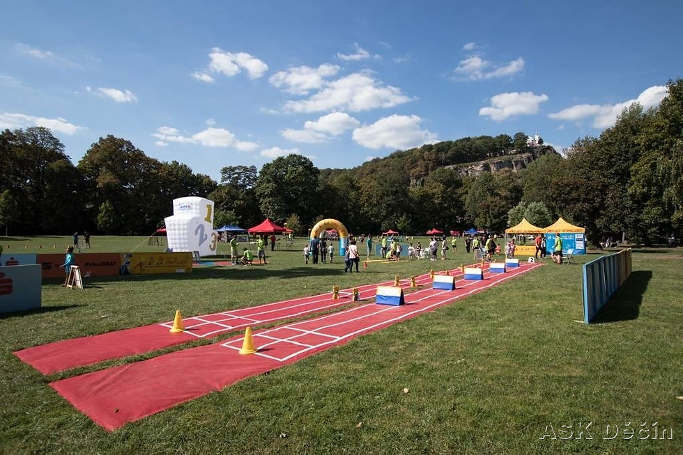 Mobilní atletické hřiště