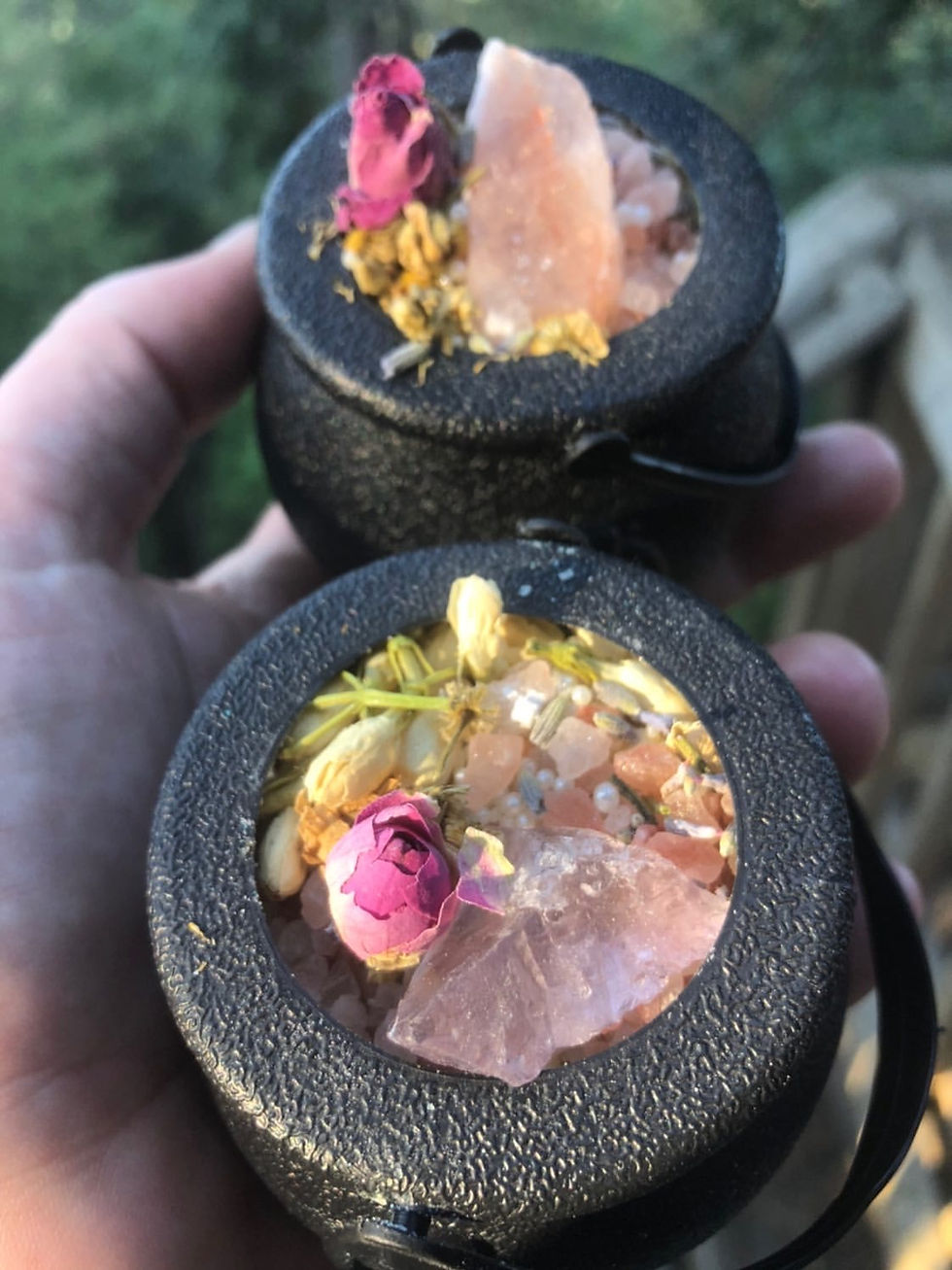 Thumbnail: Cauldron Bathbombs (500 mg)