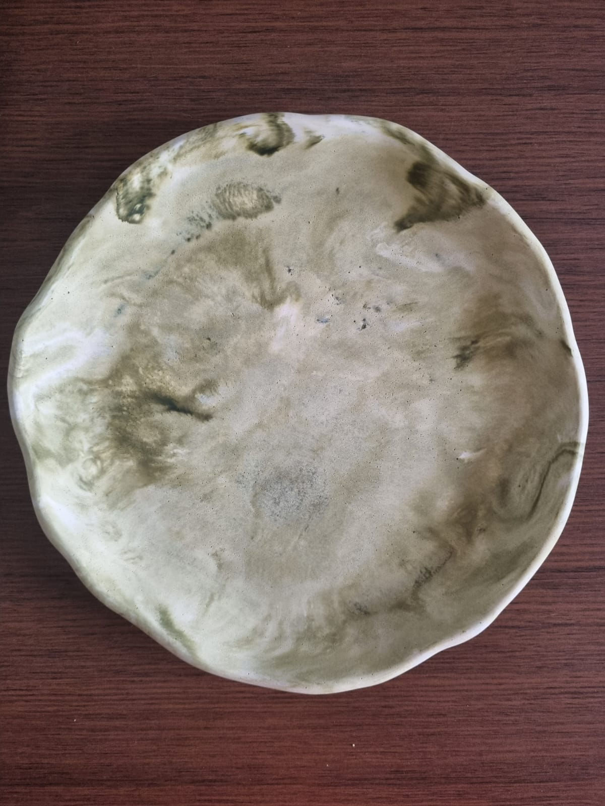 Round Tray / Plate with Wavy Edge Silicone Mould