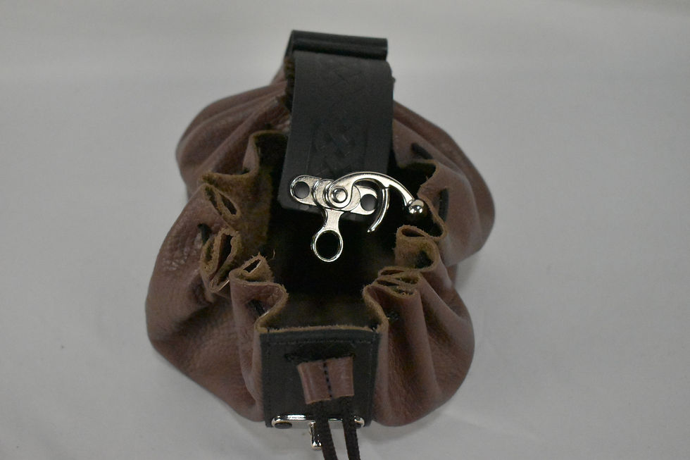 Thumbnail: Brown Crios Pouch Latch Open