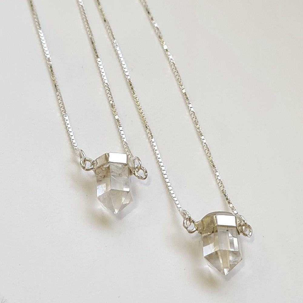 1ES0972 - Escapulário 2 cristais pedras naturais 10mm na veneziana V15