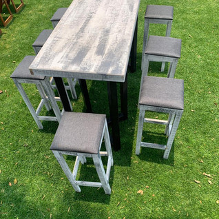 Mesa Vintage 6 Personas con bancos