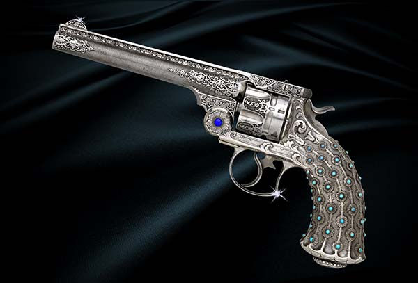 Fotografia de revolver incrustado de pedras preciosas do Sec. XIX
