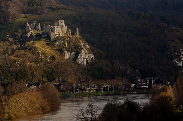 Fotografia de castelo em França - Tutatux