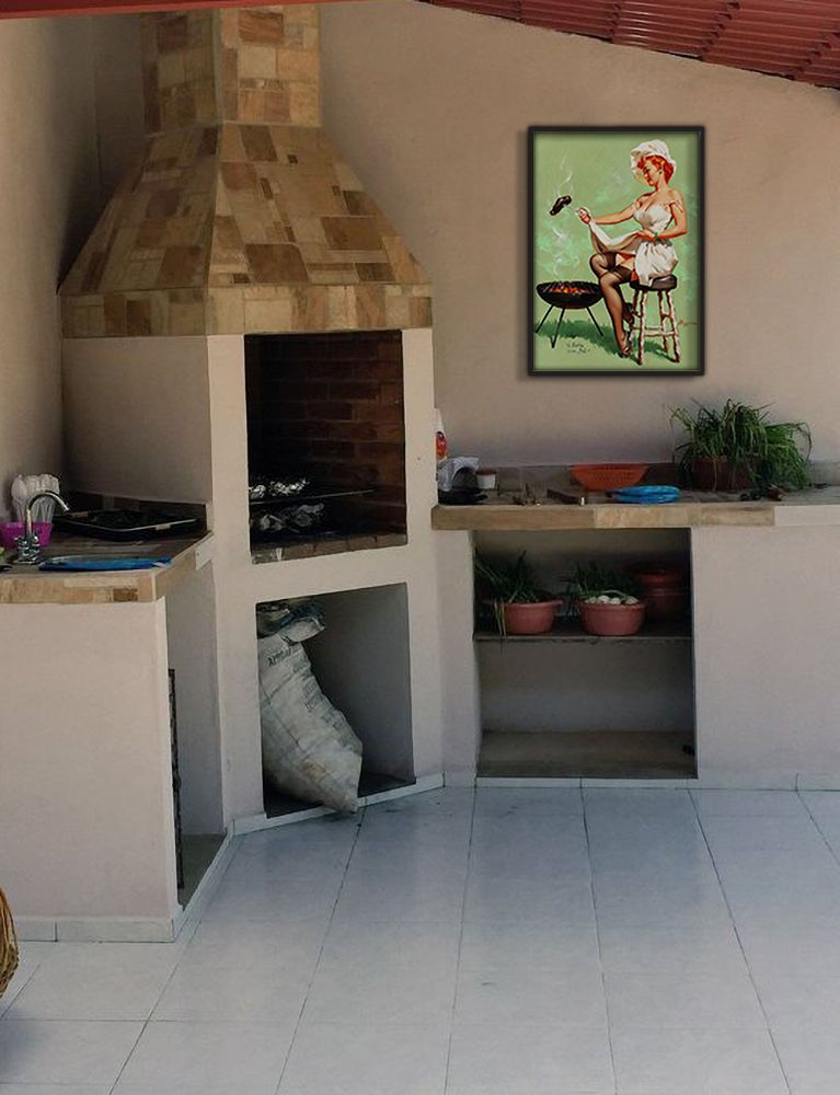 Miniatura: Pin-up no churrasco, famosa imagem criada na metade do Sec. XX