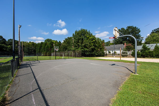047_Basketball Court.jpg