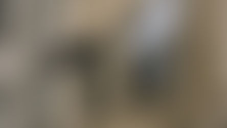 drone nettoyant une façade
