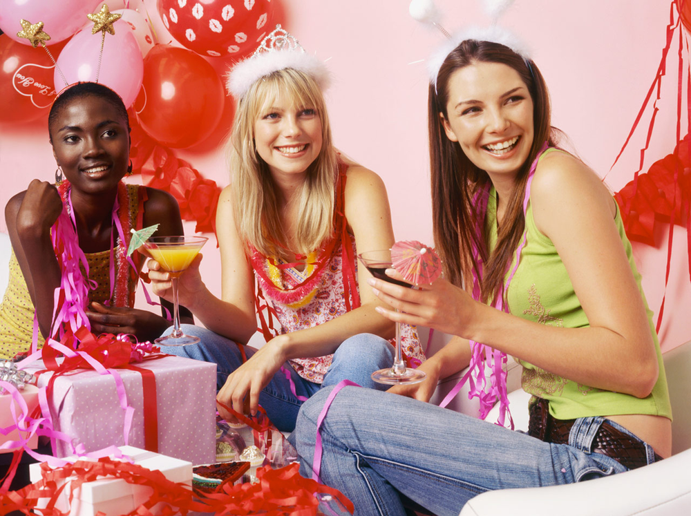 Mulheres em uma festa de despedida de solteira