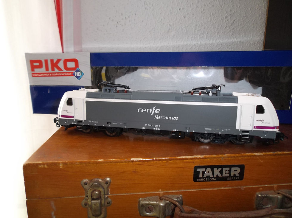 253 Renfe Mercancias PIKO