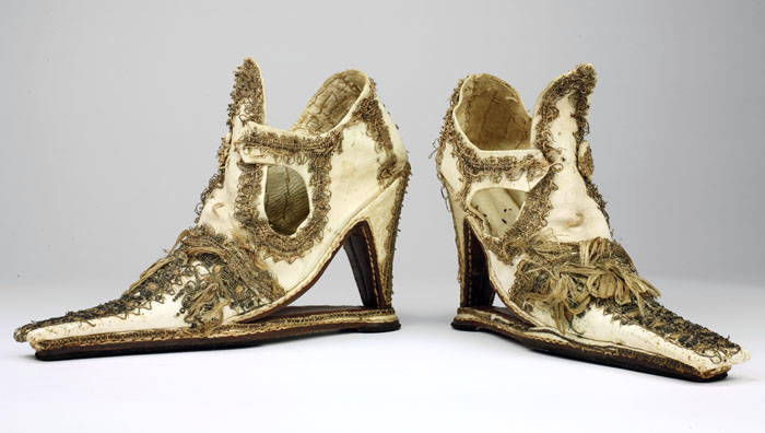 Slap-sole shoe 17th century footwear fashion history
