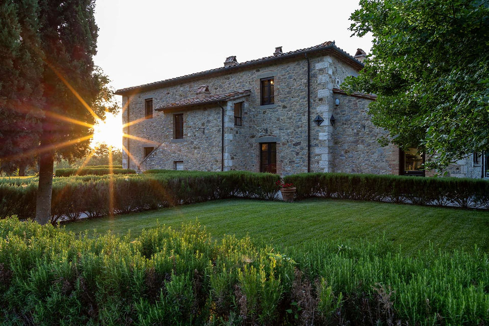BELSENTIERO EXTERIOR GOLDEN HOUR