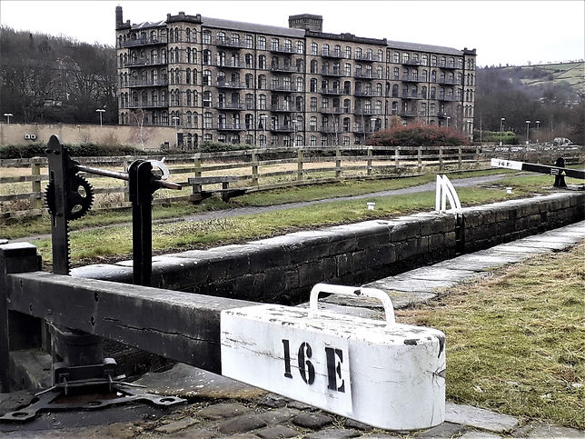 Titanic Mill on the Huddersfield Narrow