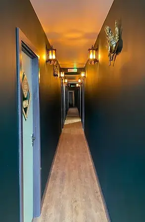 Chiangmai Thai Massage Therapy Bristol near Bristol City Centre. Thai massage shop corridor.