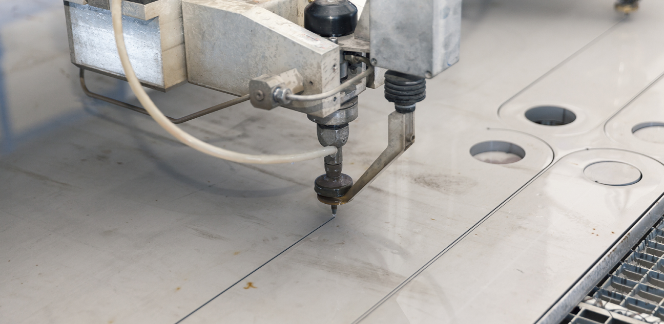 Machining operation shown on the Metal Outsource Türkiye website