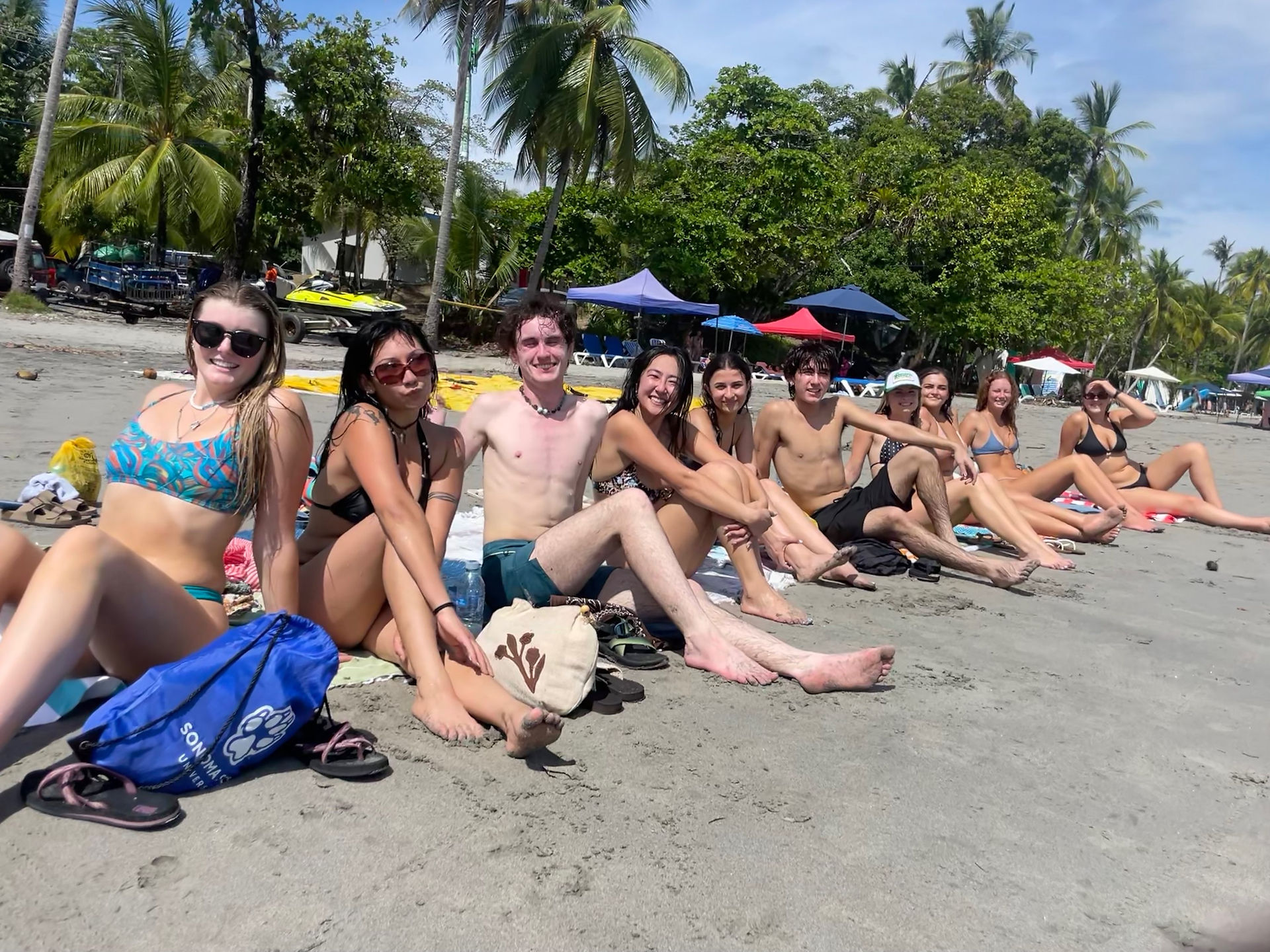 A group photo at Manuel Antonio beach