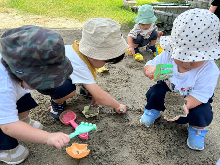 楽しい砂遊び♪