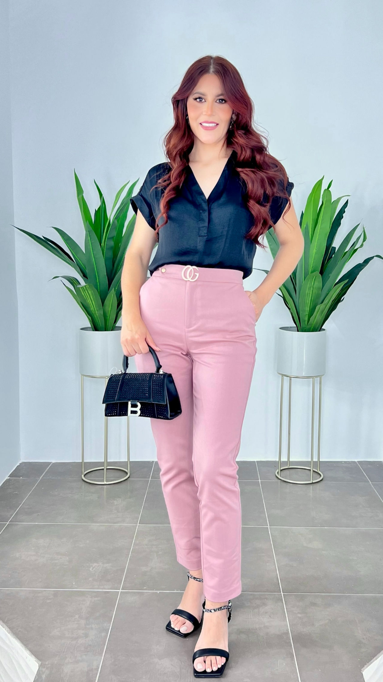 BLUSA DE SEDA CON CUELLO CAMISERO