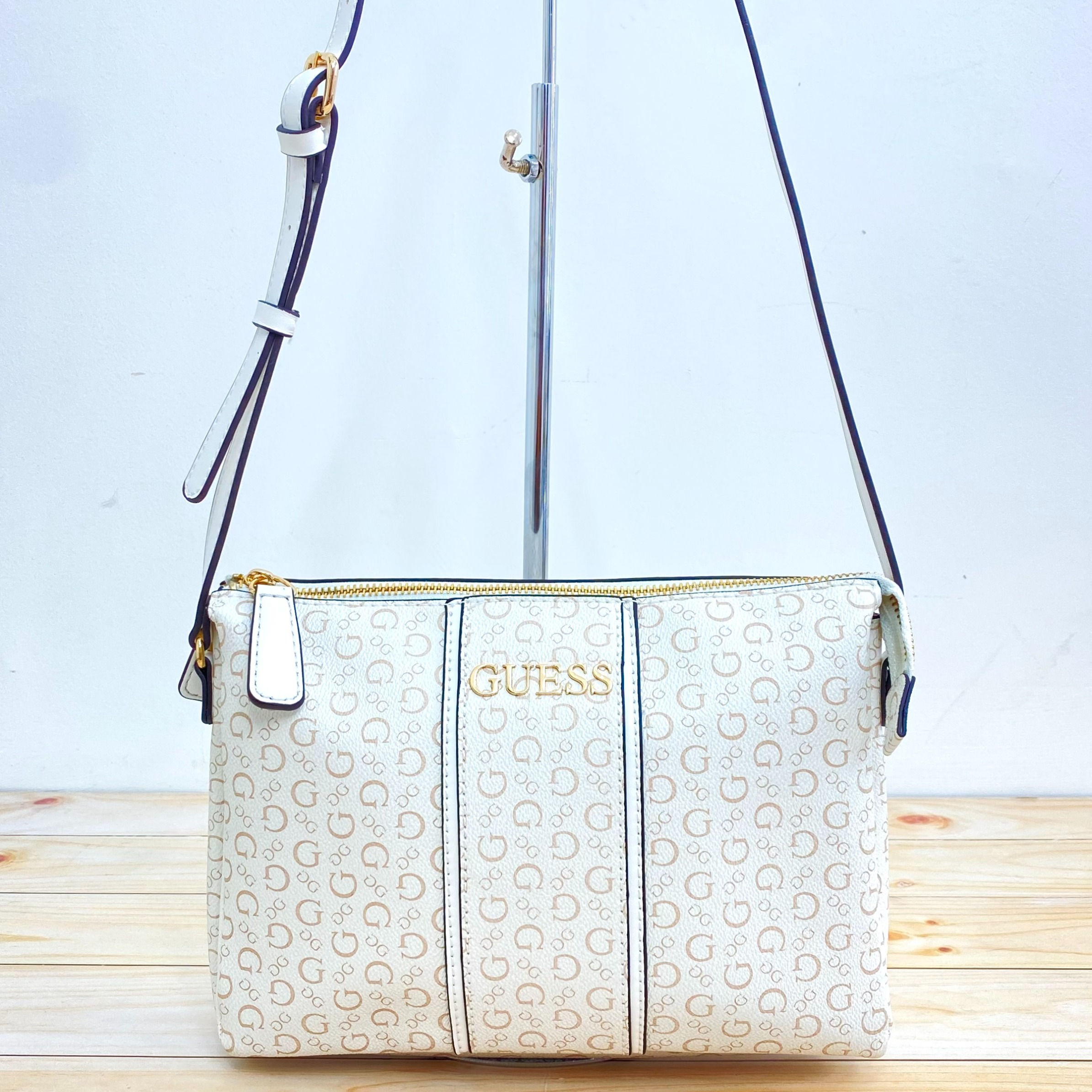 CARTERA DOBLE CIERRE Y TRES COMPORTAMIENTOS