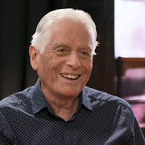 Imagen de un pantalón verde con gorro