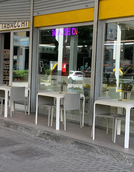 Vista panoramica stazione di servizio Eni Enjoy La Spezia