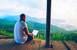 Digital Nomad_edited.jpg