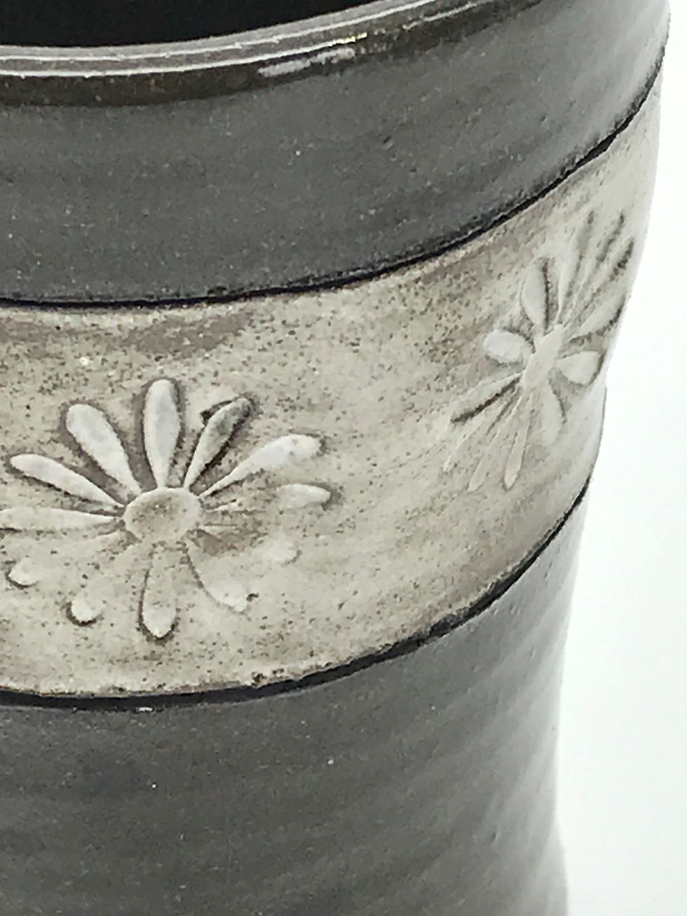 Thumbnail: Black Flower Pot