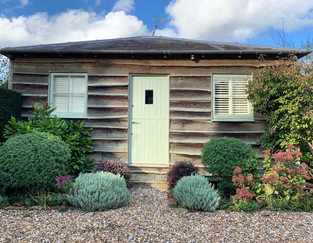 exterior toms room hero photo for websit