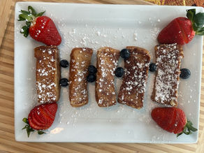 A Classic Family Breakfast Perfect for Weekend Brunch- French Toast