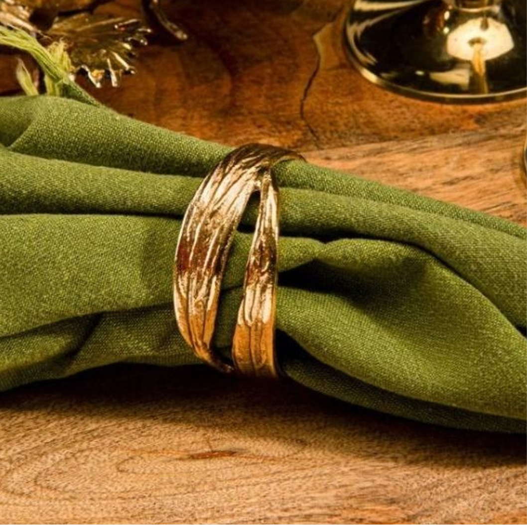 Sojitra Twin Leaf Napkin Rings (Set of 2) + 75g/2.64oz Treasured Muscatel Tea Da